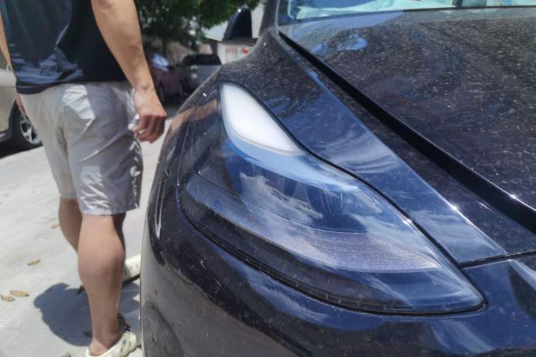 Used Tesla Model Y 2022 Long-Range All-Wheel-Drive Version Right Front Headlight