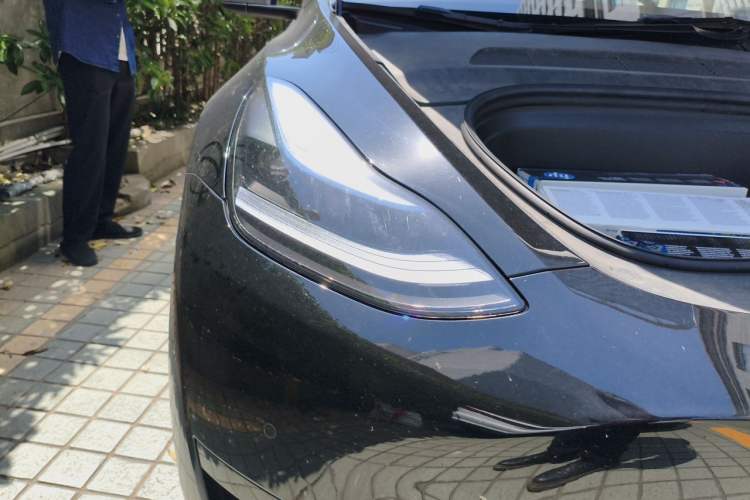 Used Tesla Model Y 2022 Revised Version Rear-Wheel Drive Right Front Headlight