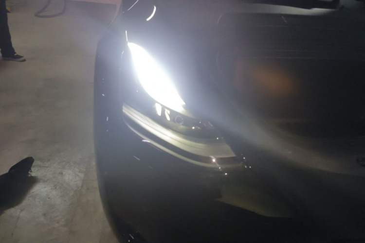 Used Tesla Model Y 2022 Revised Version Rear-Wheel Drive Right Front Headlight