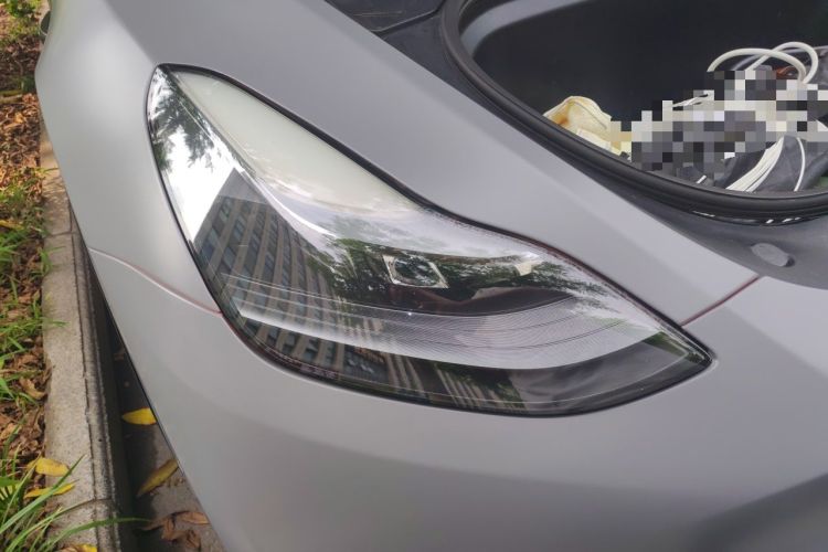 Used Tesla Model Y 2022 Long-Range All-Wheel-Drive Version Right Front Headlight