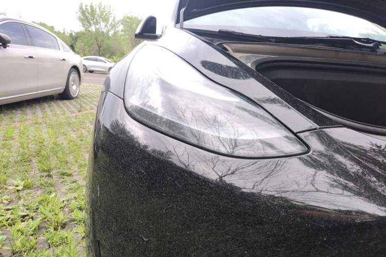 Used Tesla Model Y 2022 Rear-Wheel-Drive Version Right Front Headlight