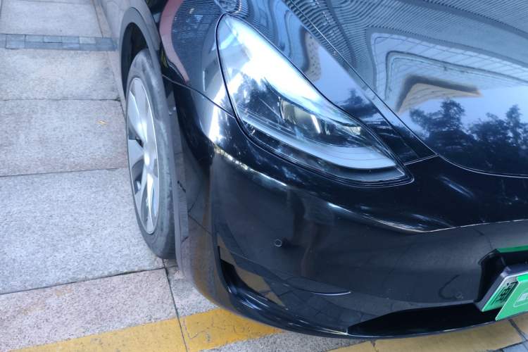 Used Tesla Model Y 2022 Rear-Wheel-Drive Version Right Front Headlight