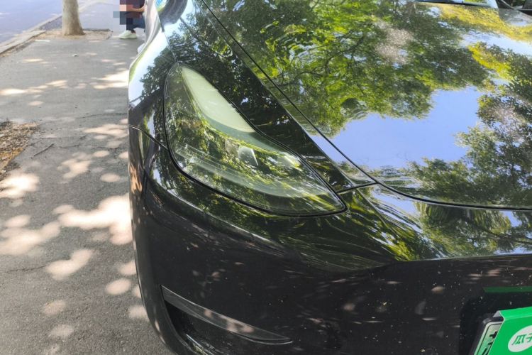 Used Tesla Model Y 2022 Long-Range All-Wheel-Drive Version Right Front Headlight