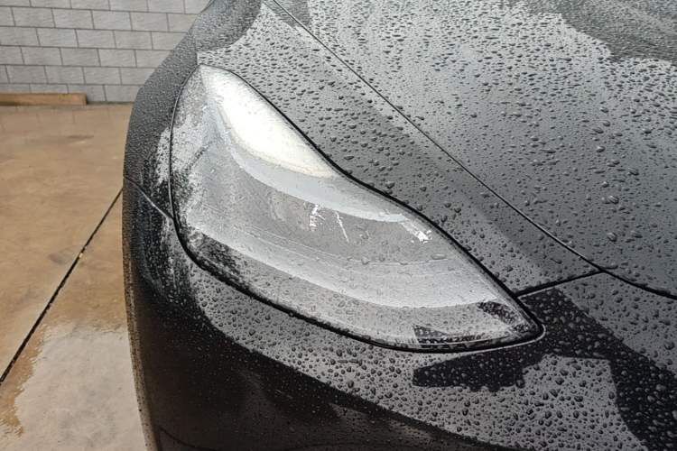 Used Tesla Model Y 2022 Long-Range All-Wheel-Drive Version Right Front Headlight