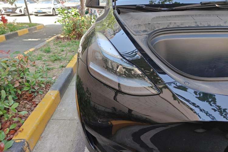 Used Tesla Model Y 2022 Revised Version Rear-Wheel Drive Right Front Headlight