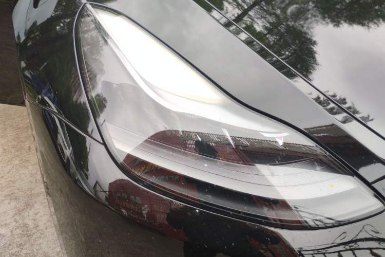 Used Tesla Model Y 2022 Rear-Wheel-Drive Version Right Front Headlight