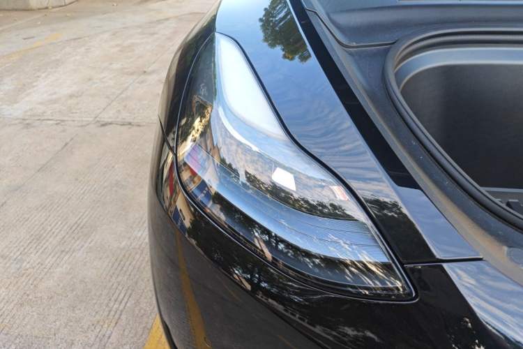 Used Tesla Model Y 2022 Revised Version Rear-Wheel Drive Right Front Headlight