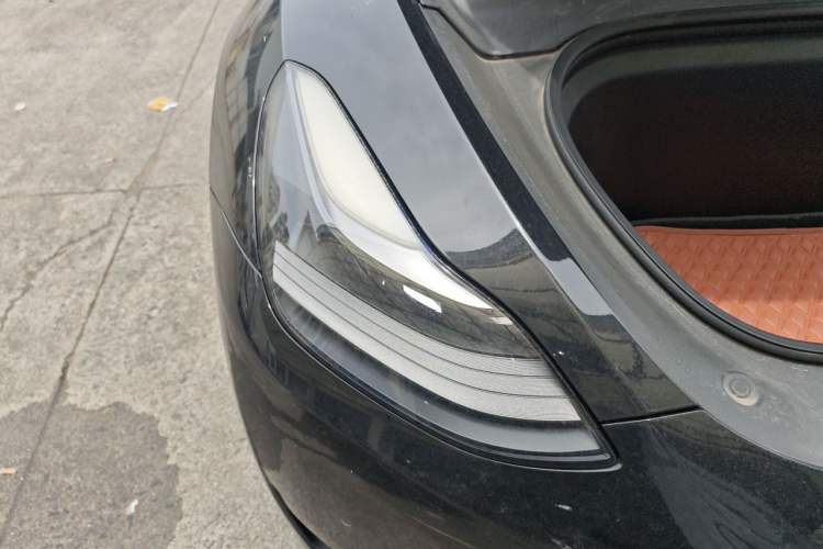 Used Tesla Model Y 2022 Rear-Wheel-Drive Version Right Front Headlight