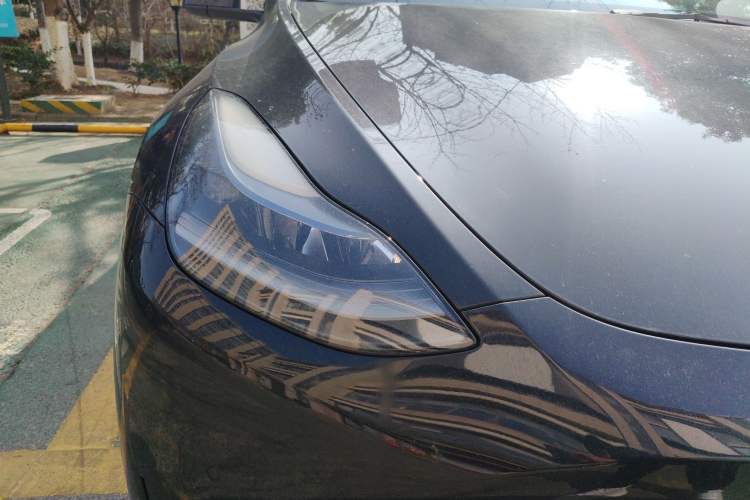 Used Tesla Model Y 2022 Rear-Wheel-Drive Version Right Front Headlight