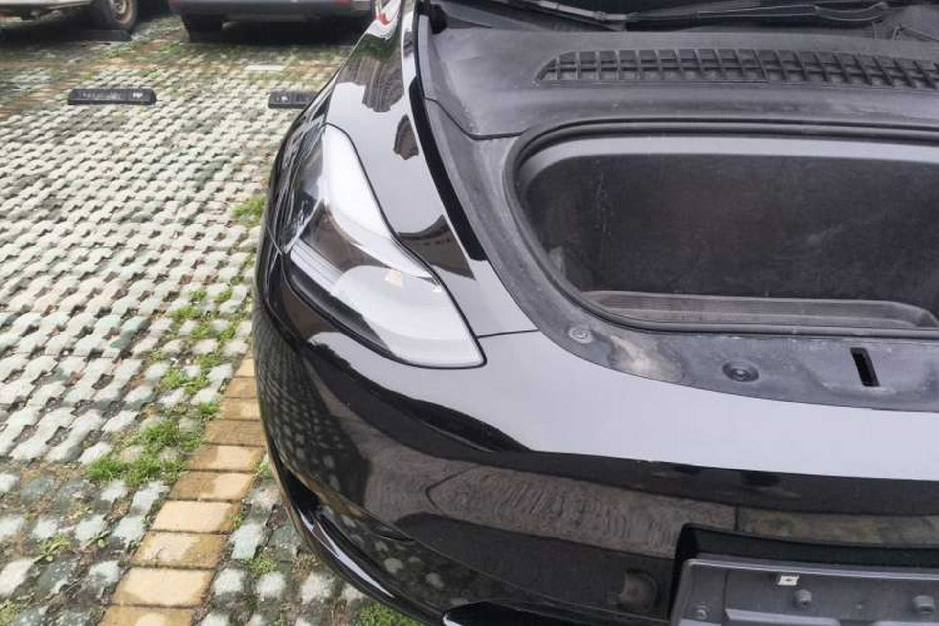Used Tesla Model Y 2022 Rear-Wheel-Drive Version Right Front Headlight