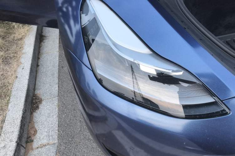 Used Tesla Model Y 2022 Rear-Wheel-Drive Version Right Front Headlight