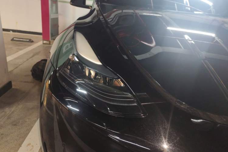 Used Tesla Model Y 2022 Rear-Wheel-Drive Version Right Front Headlight