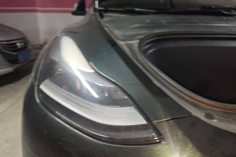 Used Tesla Model Y 2022 Rear-Wheel-Drive Version Right Front Headlight