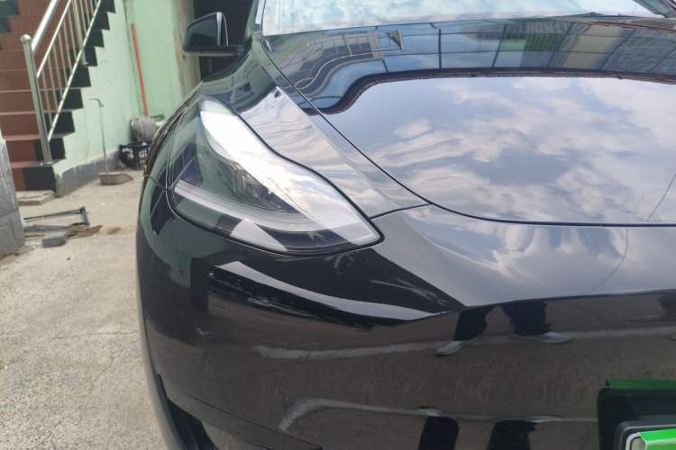 Used Tesla Model Y 2022 Rear-Wheel-Drive Version Right Front Headlight