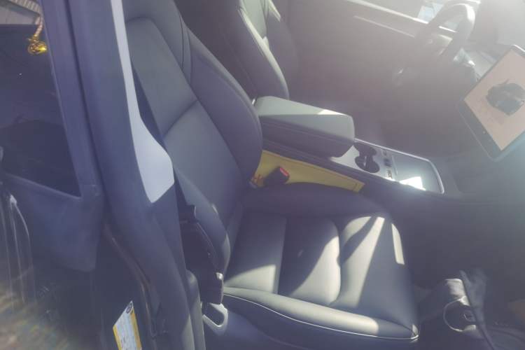 Used Tesla Model Y 2022 Revised Version Long-Range All-Wheel Drive Right Front Seat