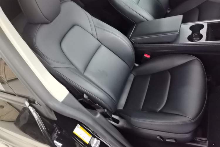 Used Tesla Model Y 2022 Revised Version Rear-Wheel Drive Right Front Seat