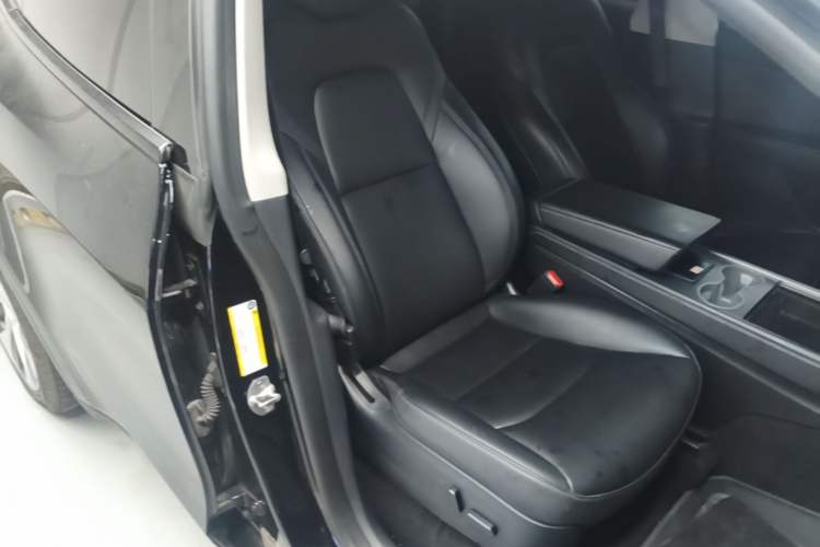 Used Tesla Model Y 2022 Revised Version Rear-Wheel Drive Right Front Seat