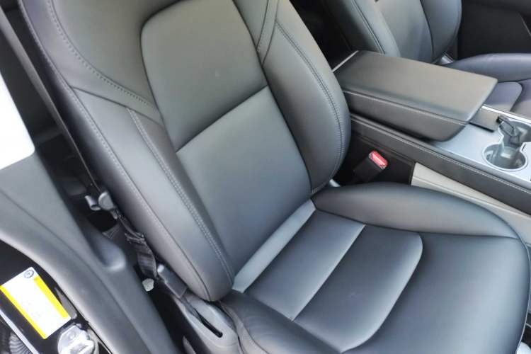 Used Tesla Model Y 2022 Revised Version Long-Range All-Wheel Drive Right Front Seat