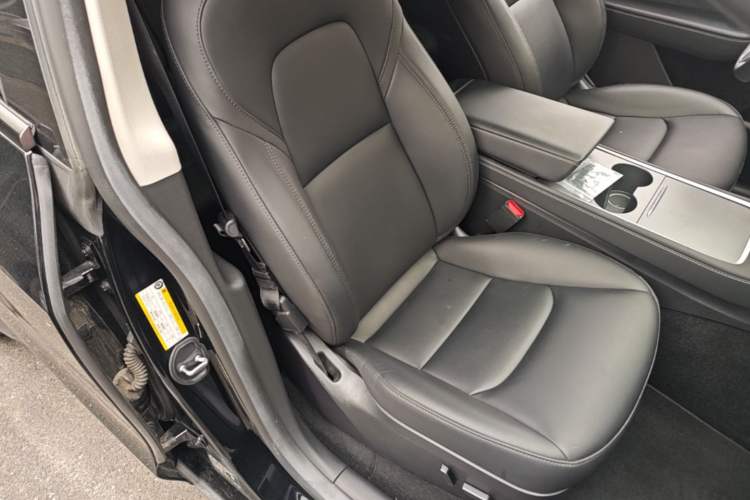 Used Tesla Model Y 2022 Revised Version Rear-Wheel Drive Right Front Seat