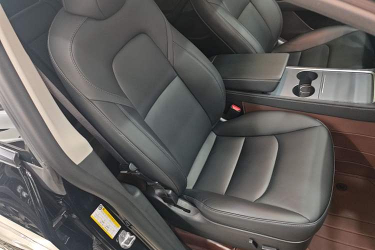 Used Tesla Model Y 2022 Revised Version Rear-Wheel Drive Right Front Seat