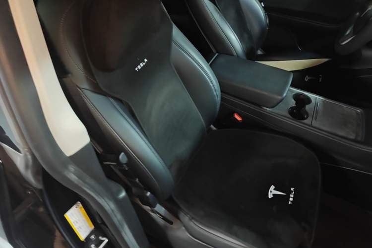 Used Tesla Model Y 2022 Revised Version Rear-Wheel Drive Right Front Seat