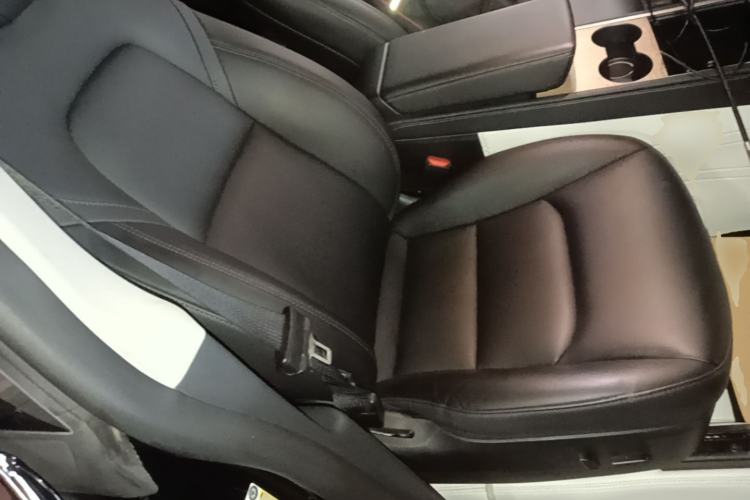 Used Tesla Model Y 2022 Revised Version Rear-Wheel Drive Right Front Seat