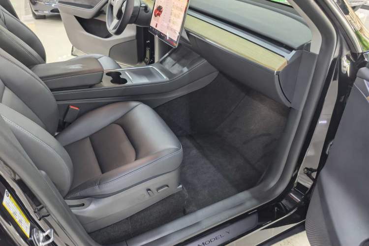Used Tesla Model Y 2022 Revised Version Rear-Wheel Drive Right Front Seat