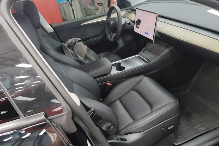 Used Tesla Model Y 2022 Revised Version Rear-Wheel Drive Right Front Seat