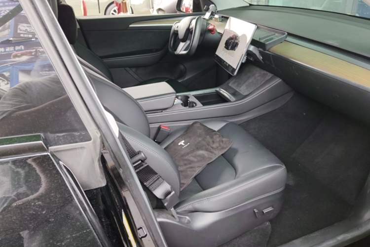Used Tesla Model Y 2022 Revised Version Rear-Wheel Drive Right Front Seat