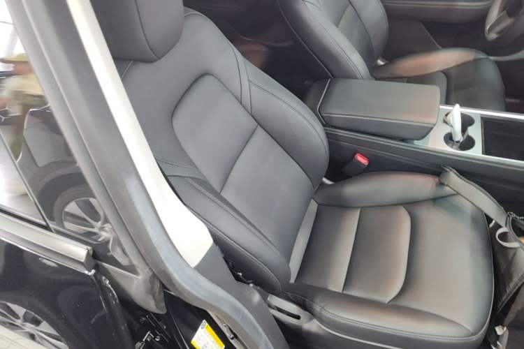 Used Tesla Model Y 2022 Revised Version Long-Range All-Wheel Drive Right Front Seat