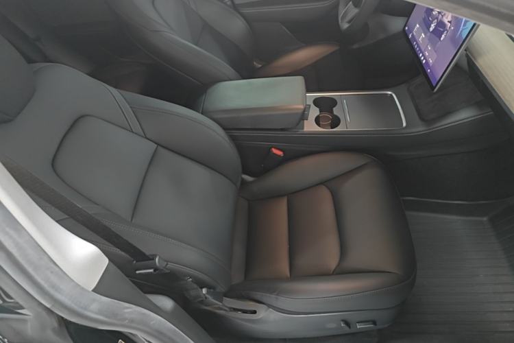 Used Tesla Model Y 2022 Revised Version Rear-Wheel Drive Right Front Seat