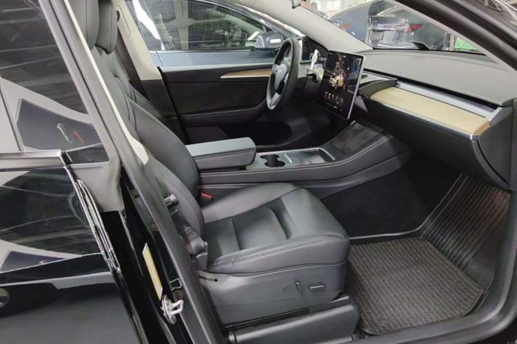 Used Tesla Model Y 2022 Revised Version Rear-Wheel Drive Right Front Seat