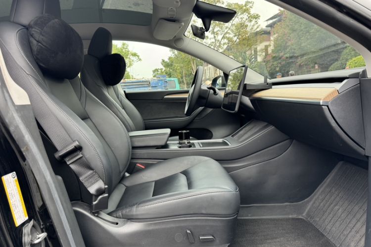 Used Tesla Model Y 2022 Revised Version Rear-Wheel Drive Right Front Seat