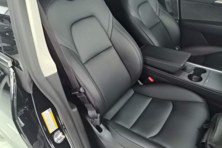 Used Tesla Model Y 2022 Revised Version Rear-Wheel Drive Right Front Seat