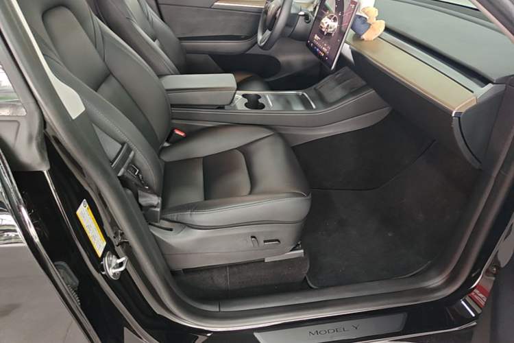 Used Tesla Model Y 2022 Revised Version Rear-Wheel Drive Right Front Seat