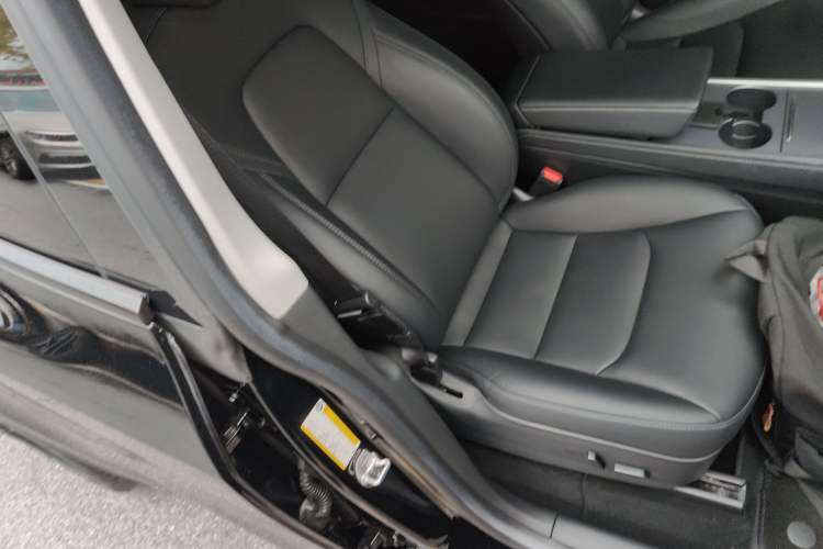 Used Tesla Model Y 2022 Revised Version Rear-Wheel Drive Right Front Seat