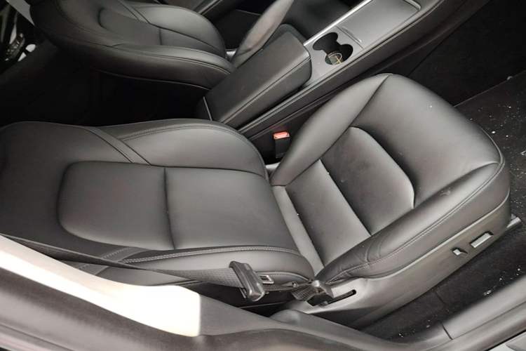 Used Tesla Model Y 2022 Revised Version Rear-Wheel Drive Right Front Seat