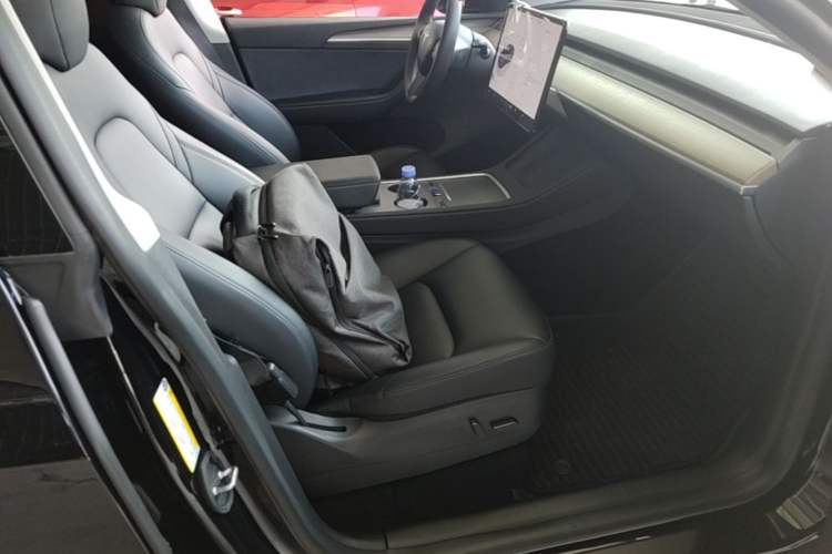 Used Tesla Model Y 2022 Revised Version Rear-Wheel Drive Right Front Seat