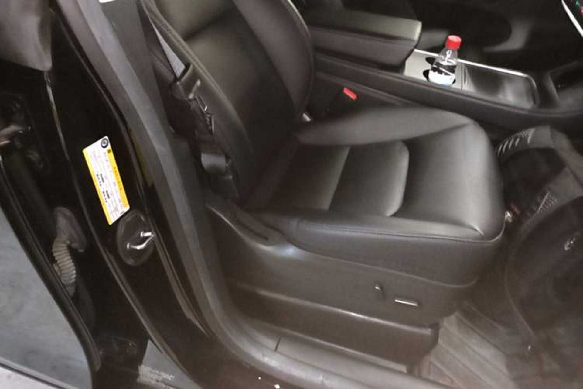 Used Tesla Model Y 2022 Rear-Wheel-Drive Version Right Front Seat
