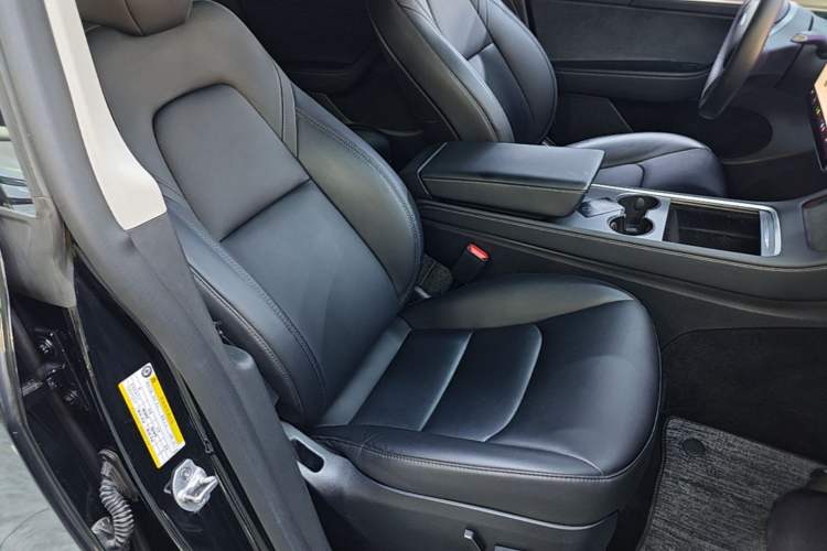 Used Tesla Model Y 2022 Revised Version Rear-Wheel Drive Right Front Seat