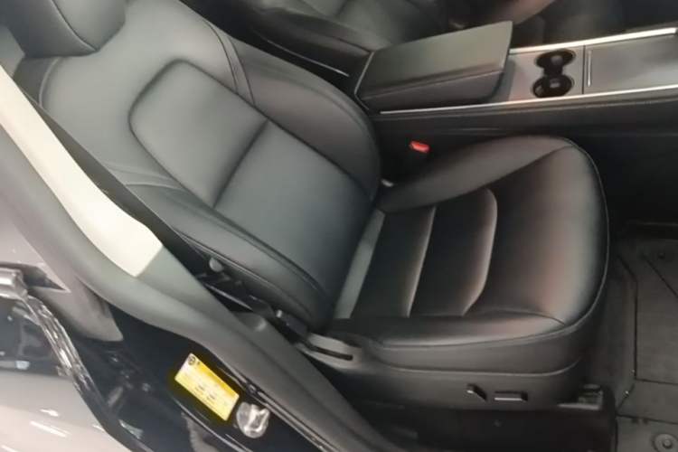 Used Tesla Model Y 2022 Revised Version Rear-Wheel Drive Right Front Seat