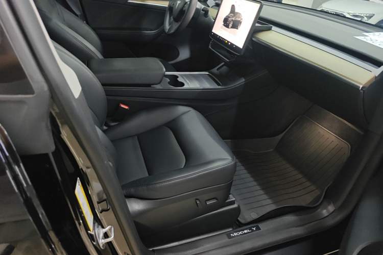 Used Tesla Model Y 2022 Revised Version Rear-Wheel Drive Right Front Seat