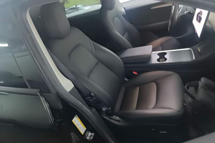 Used Tesla Model Y 2022 Revised Version Rear-Wheel Drive Right Front Seat