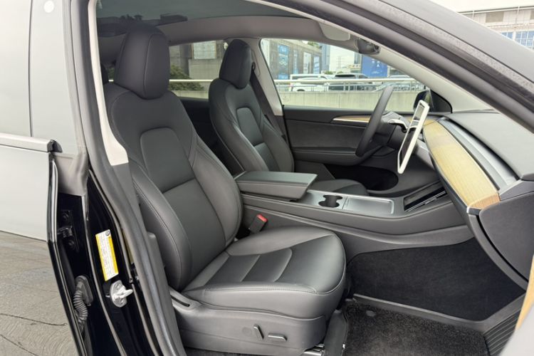 Used Tesla Model Y 2022 Revised Version Rear-Wheel Drive Right Front Seat