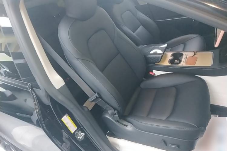 Used Tesla Model Y 2022 Revised Version Rear-Wheel Drive Right Front Seat