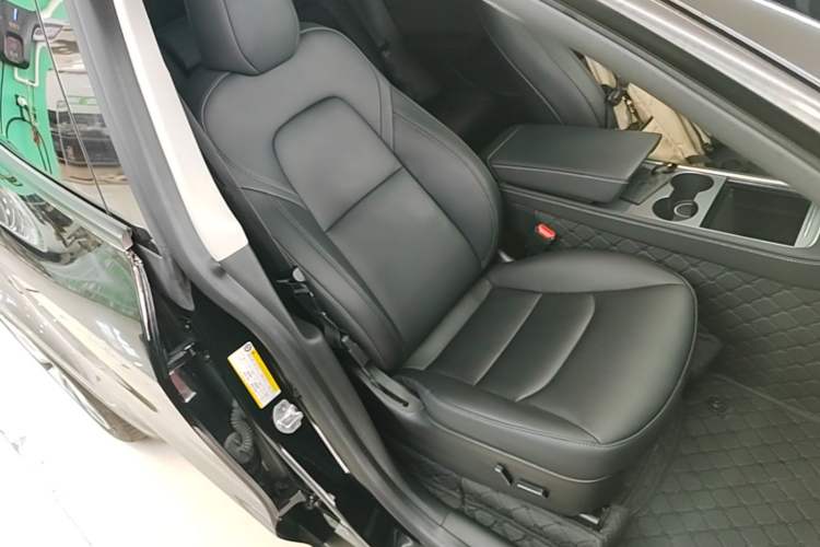 Used Tesla Model Y 2022 Revised Version Rear-Wheel Drive Right Front Seat