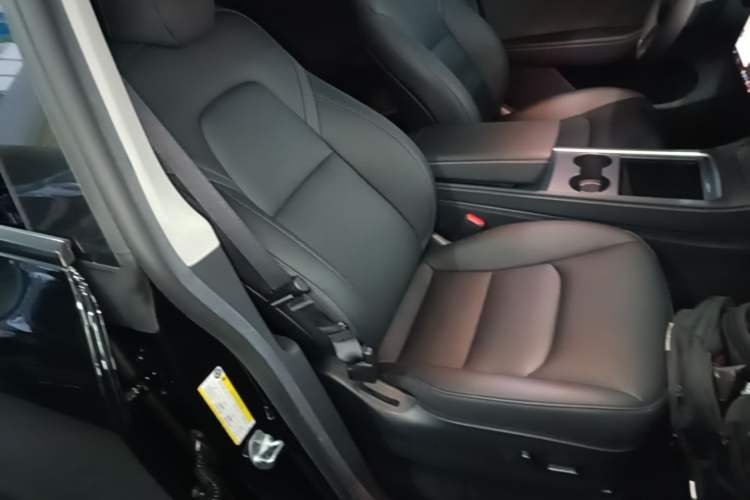 Used Tesla Model Y 2022 Revised Version Rear-Wheel Drive Right Front Seat
