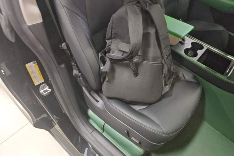 Used Tesla Model Y 2022 Revised Version Rear-Wheel Drive Right Front Seat