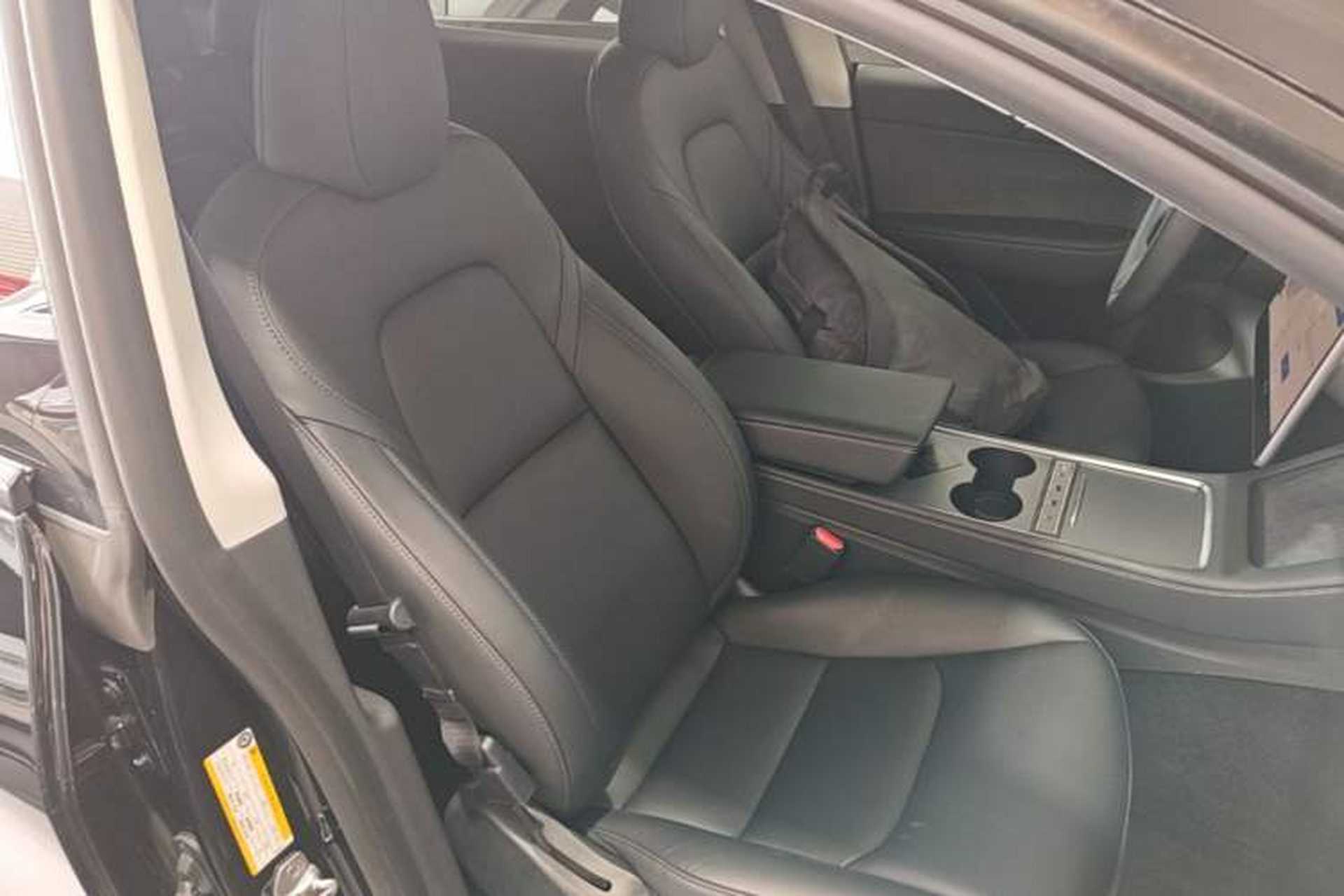 Used Tesla Model Y 2022 Long-Range All-Wheel-Drive Version Right Front Seat