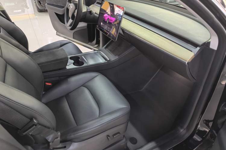 Used Tesla Model Y 2022 Revised Version Rear-Wheel Drive Right Front Seat